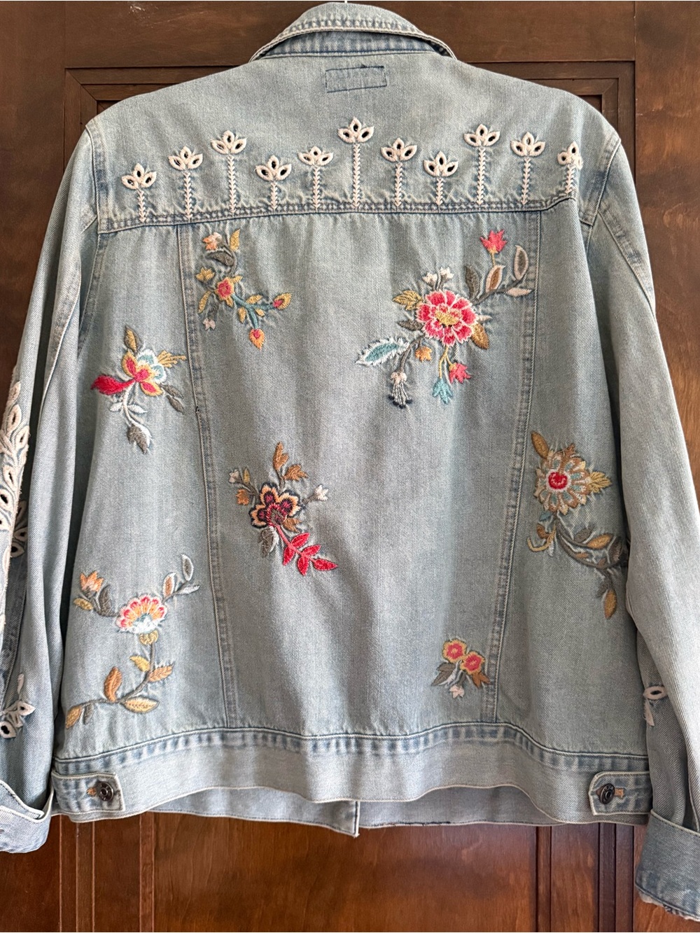 Johnny Was Light Wash Embroidered Denim Jacket with Floral Accents - Picture 3 of 5